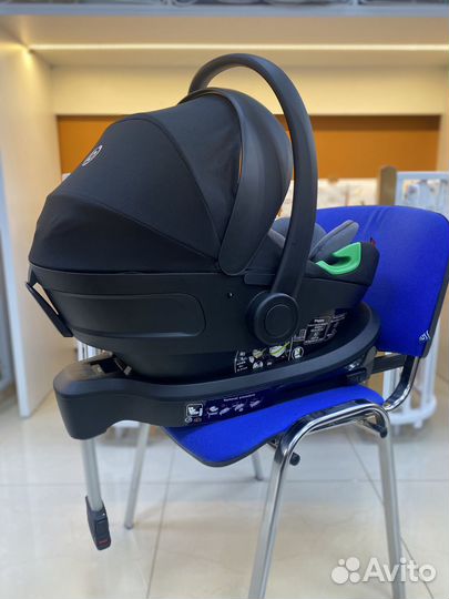 Автокресло Peppy 0+ с базой для колясок 2в1