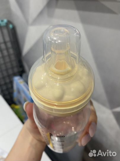 Бутылочка medela calma