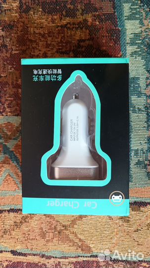 Автомобильное зарядное устройство USB