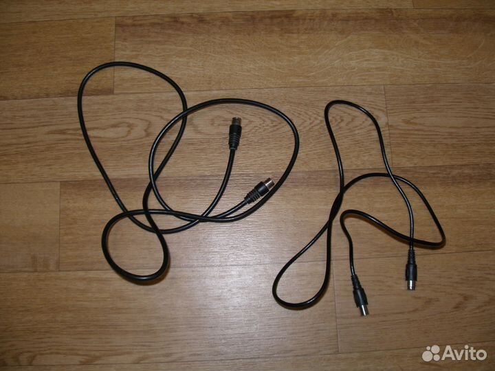 Шнуры антенные для видеомагнитофона Новые