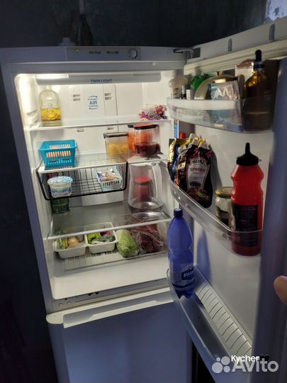 Холодильник бу indesit