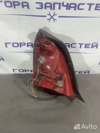 Стоп сигнал Hyundai Elantra XD 2006