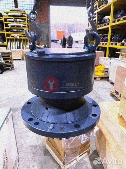 Поворотный редуктор Hitachi ZX70