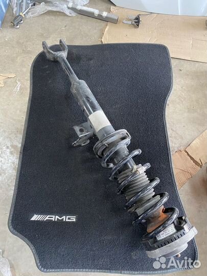 Стойка амортизатора передняя левая BMW 5 f10 ориг