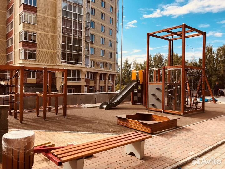 Строительство и спортивных площадок