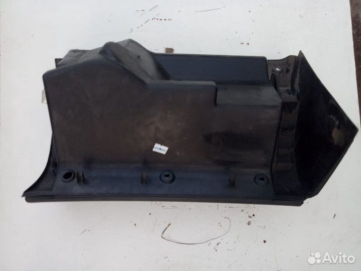 Бардачок Skoda Octavia tour