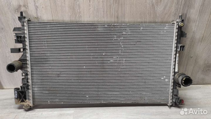 Радиатор основной опель инсигния