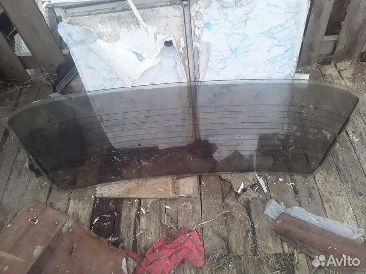 Стекло задняя на ваз 2106