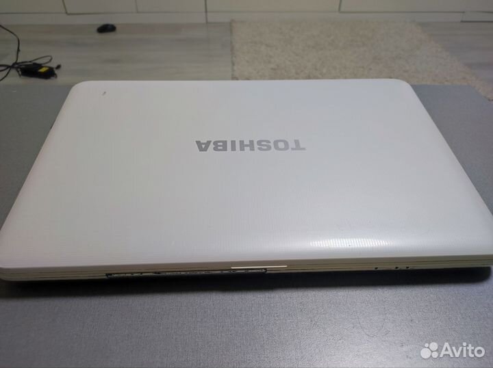 Ноутбук toshiba б/у
