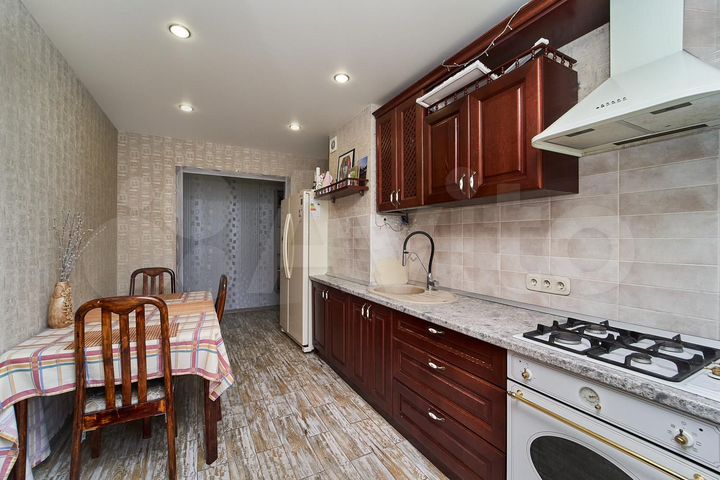 4-к. квартира, 74,3 м², 8/10 эт.