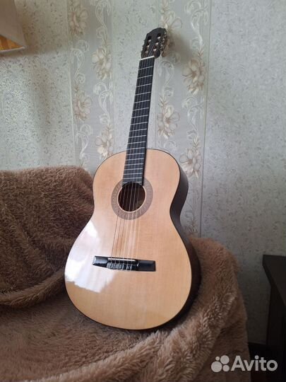 Классическая гитара hohner hc06