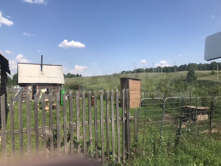 Дом 30 м² на участке 8 сот.