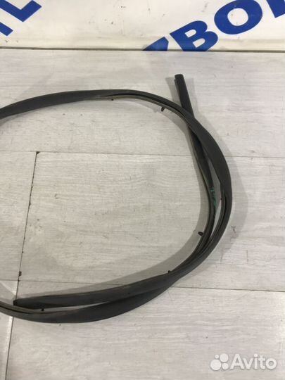 Уплотнитель порога лев renault arkana 1.3 2WD CVT