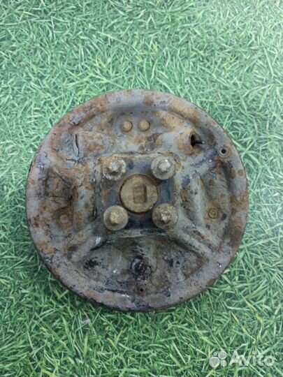 Ступица задняя правая Renault Logan седан 1.4