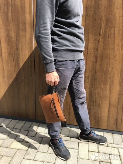 Борсетка из натуральной кожи