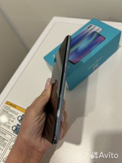 HONOR 10 Lite, 3/64 ГБ