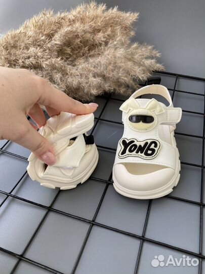 Босоножки детские сандали новые