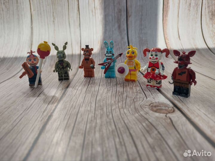 Минифигурки Lego и аналоговые Fnaf и другие