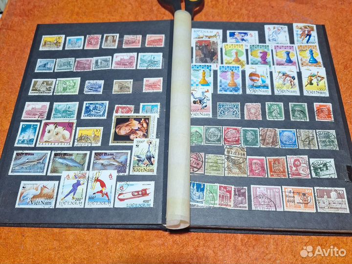Альбом марок 837 шт