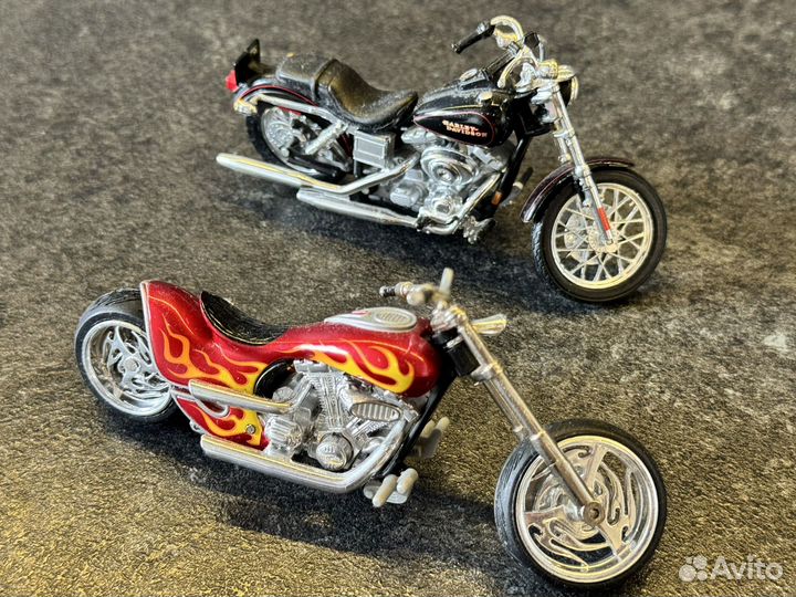 Продам мотоциклы в масштабе 1:18