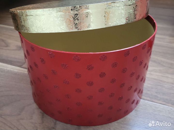 Коробка подарочная круглая