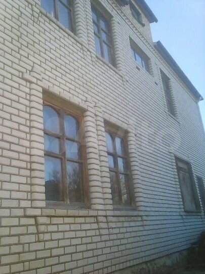 Дом 427 м² на участке 6 сот.