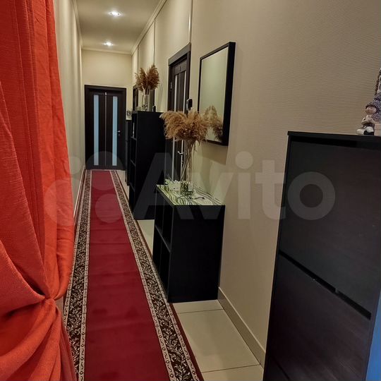 Комната 18 м² в 5-к., 2/5 эт.