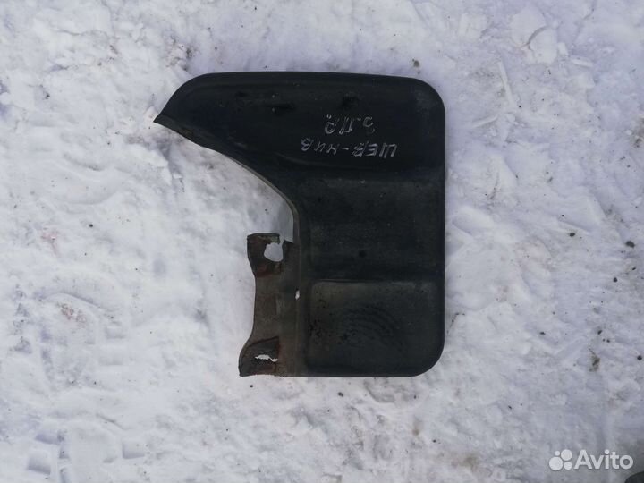 Брызговик Нива Шевроле