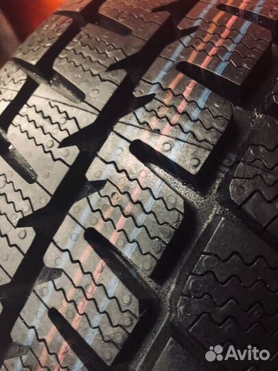 Matador MPS 530 Sibir Snow Van 205/65 R15 102T