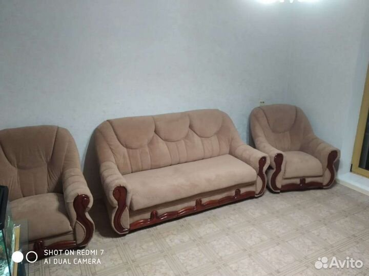 Перетяжка мягкой мебели на дому