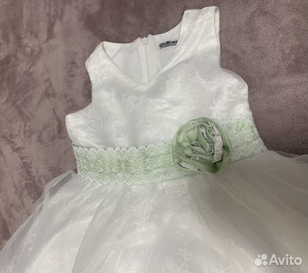 Нарядное платье для девочки 104