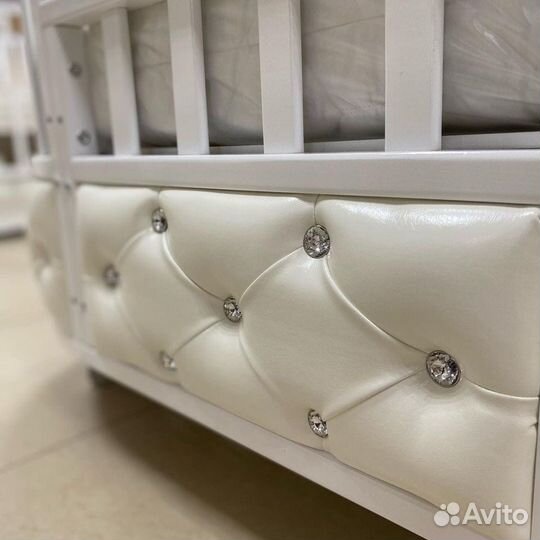 Круглая/овальная кроватка