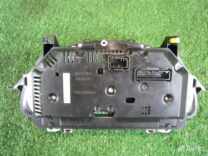 Приборная панель Toyota Auris E18 2015