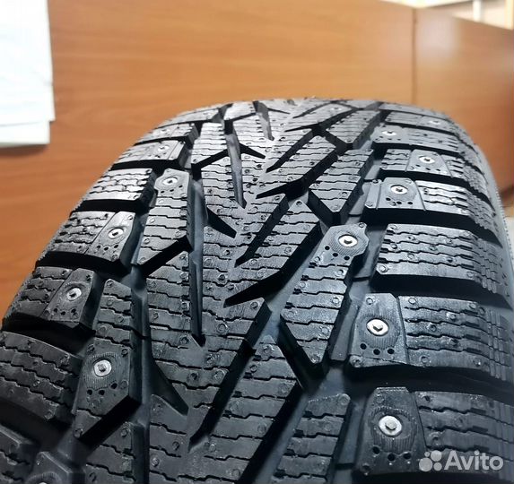 Nokian Tyres Nordman 7 215/55 R17 98T