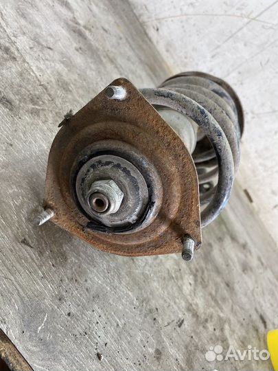 Амортизатор передний правый ваз (LADA) Priora