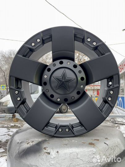 Новые диски Тойота Лексус Buffalo r17 6/139,7 BM