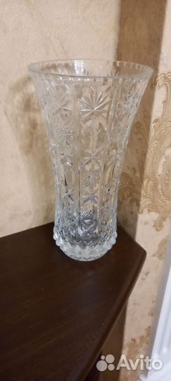 Ваза хрустальная