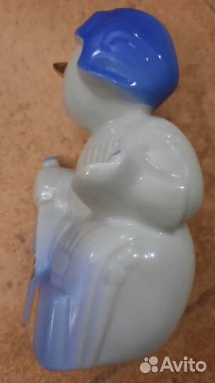 Фарфоровые статуэтки. Снеговик. Приз Известия