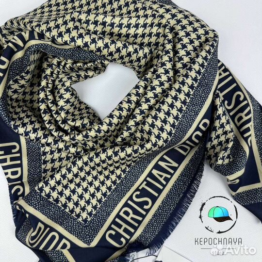 Платок Christian Dior Шелковый