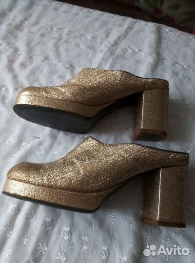 Туфли праздничные