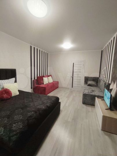 2-к. квартира, 62 м², 1/16 эт.