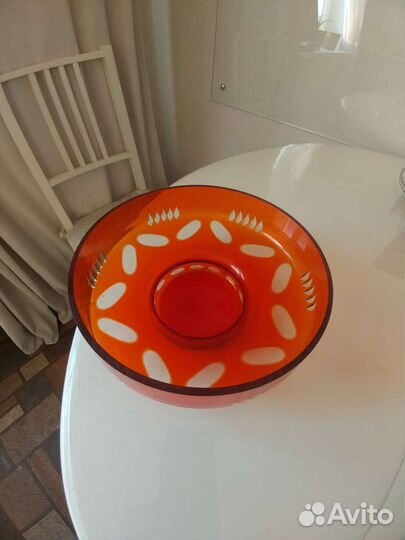 Салатник из красного стекла, посуда СССР