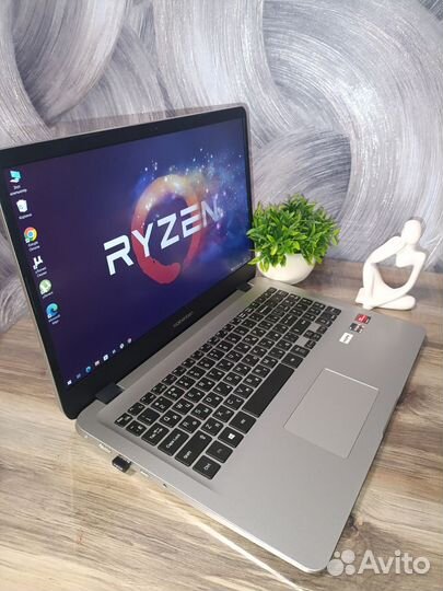 Мощный/full hd/ssd500/16gb/vega5