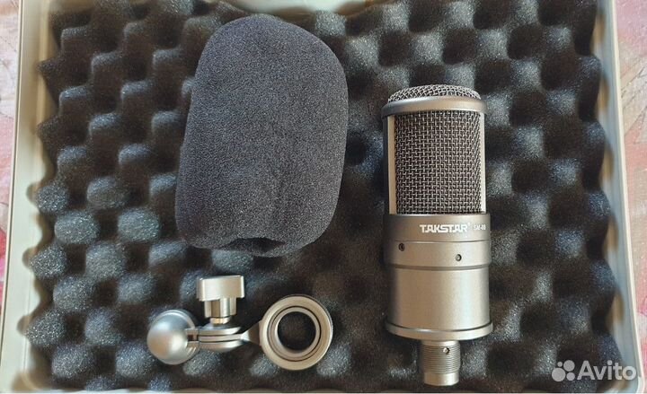 Студийный микрофон Takstar SM-8B