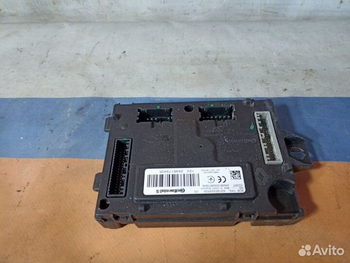 Блок комфорта Renault Sandero 2 1.6 K7M812 K7MA812