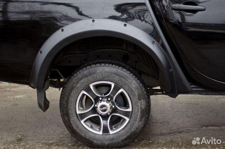 Расширители арок 90 мм Mitsubishi L200 (06-15) RA