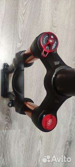 Вилка велосипедная viatron 27.5