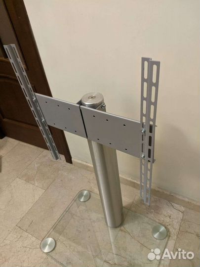 Стойка под телевизор 