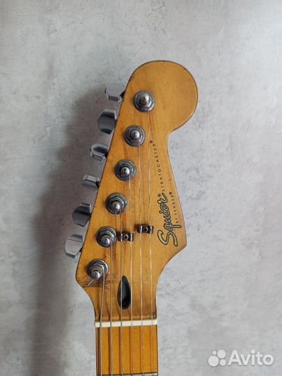 Электрогитара Squier by Fender Stratocaster