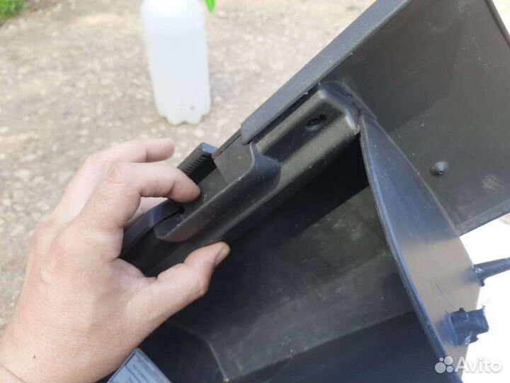 Бардачек ниссан патфайндер